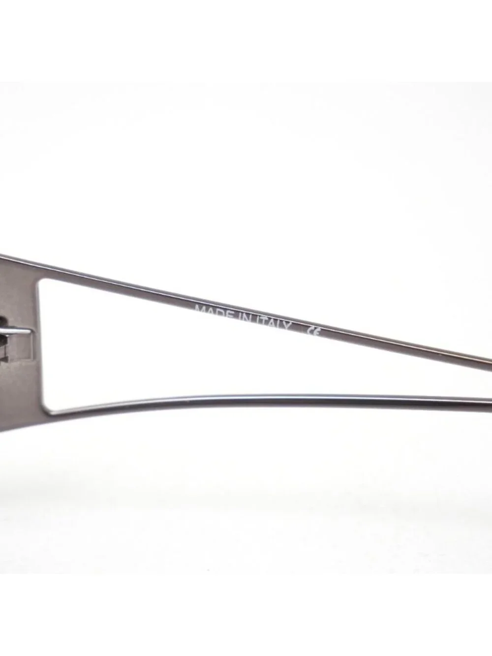 Loewe Vintage Sunglasses Metal Frame Side Logo Design Eyewear